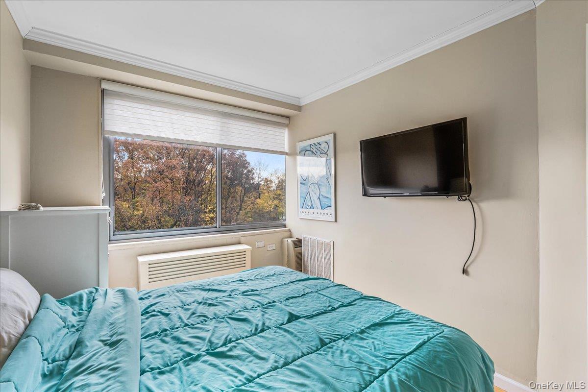 #13 photo, 220-55 46th Avenue, Bayside , NY 11361