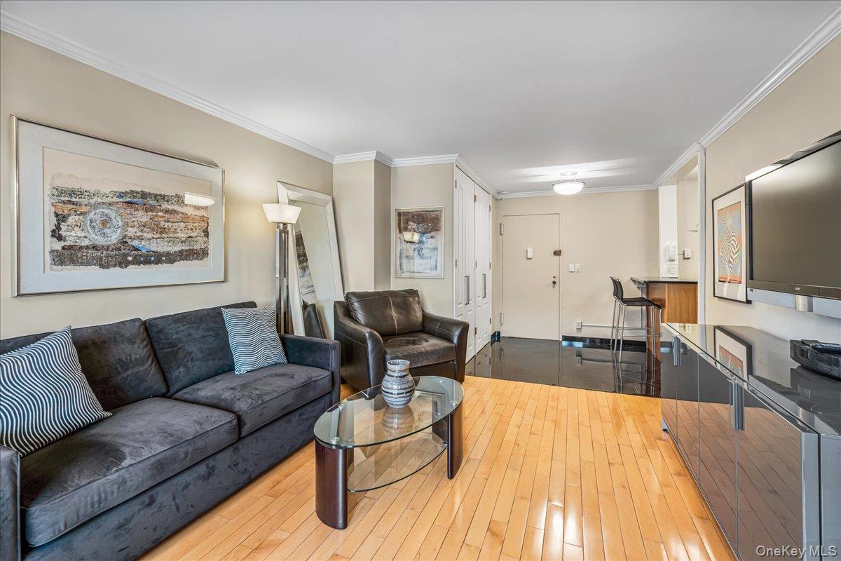 #8 photo, 220-55 46th Avenue, Bayside , NY 11361