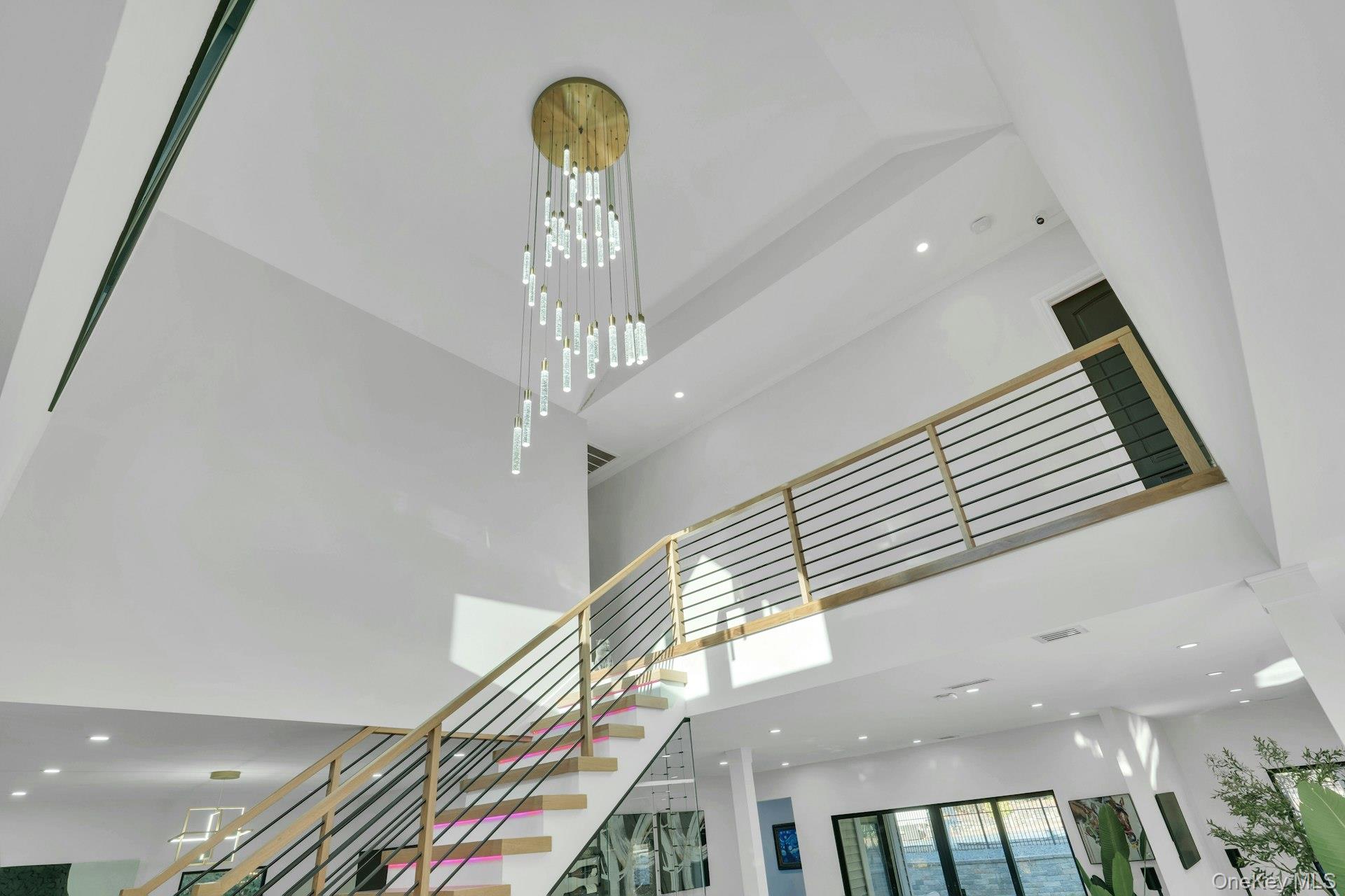 #5 photo, 1 Brycewood Drive, Dix Hills , NY 11746