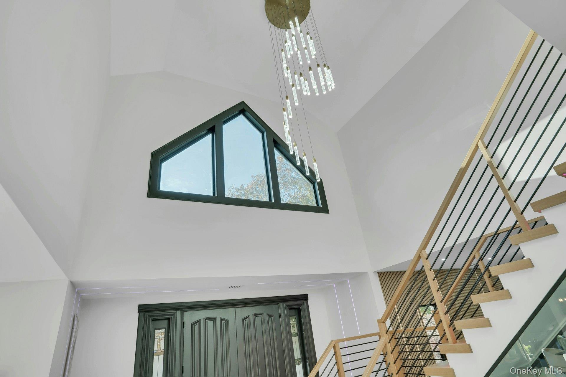 #6 photo, 1 Brycewood Drive, Dix Hills , NY 11746