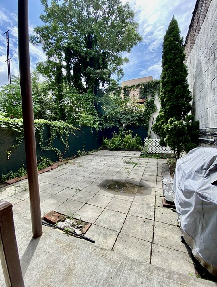 #3 photo, Brooklyn, Columbia St Waterfr , NY 11231