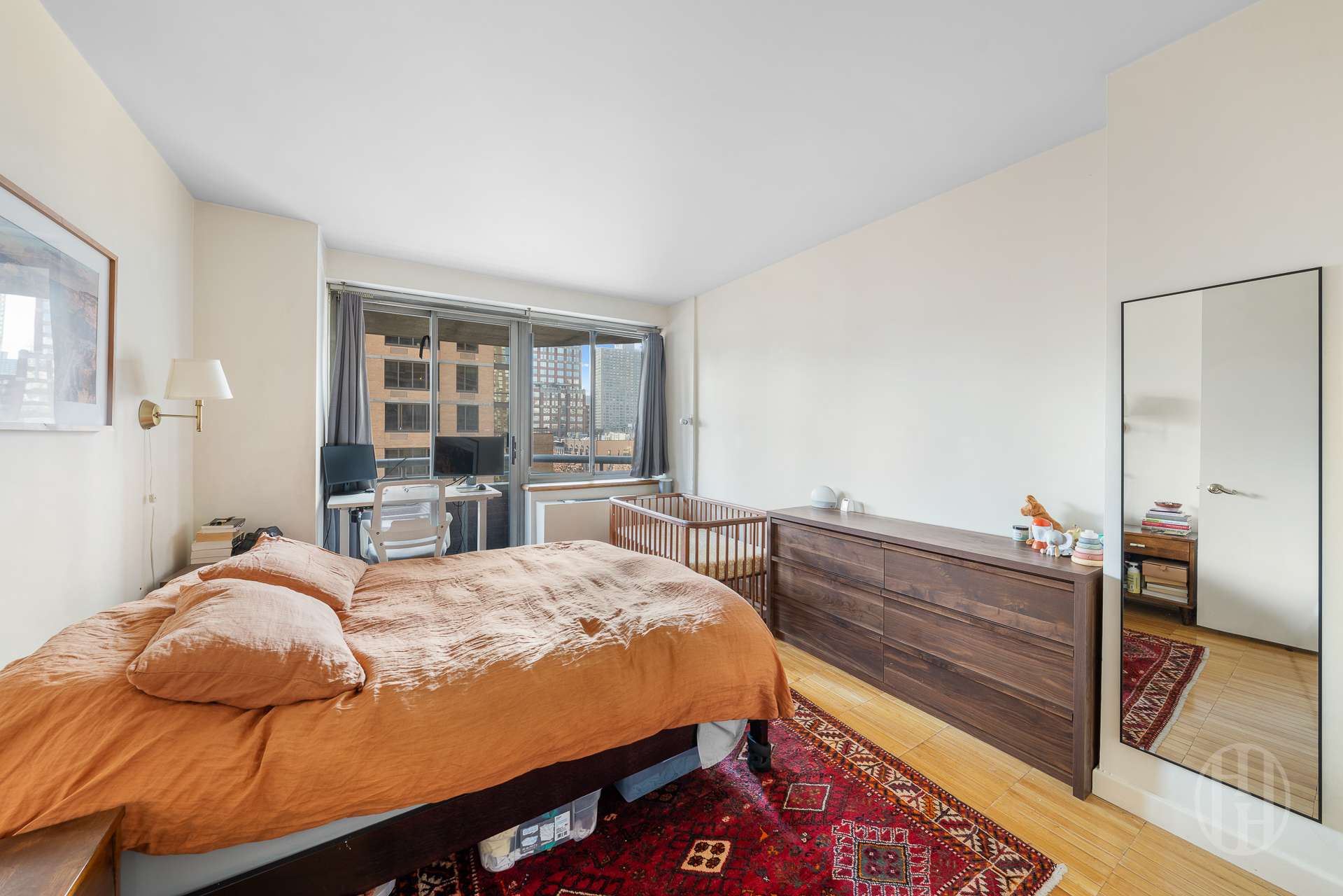 #3 photo, 401 E 84th Street, Upper East Side , NY 10028