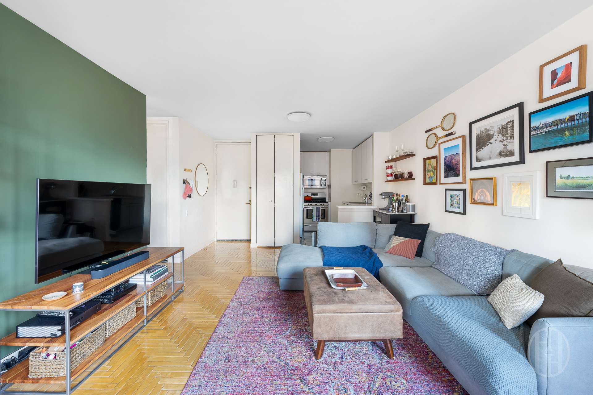 #6 photo, 401 E 84th Street, Upper East Side , NY 10028