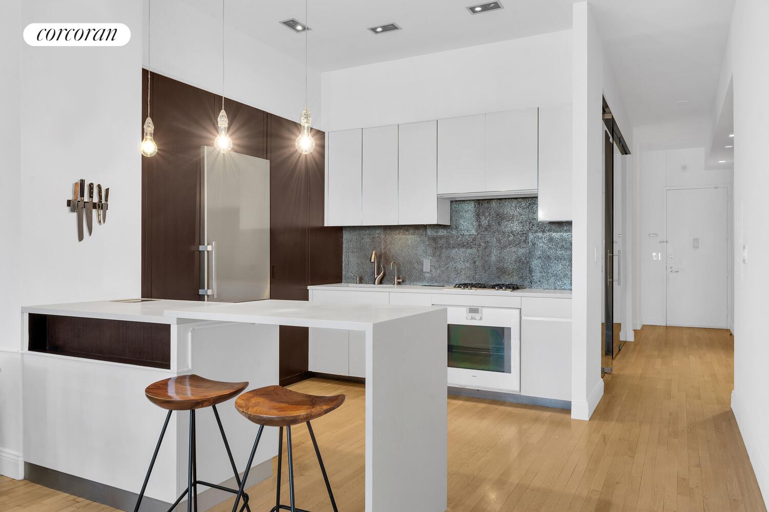 #4 photo, 252 7TH Avenue, Chelsea , NY 10001