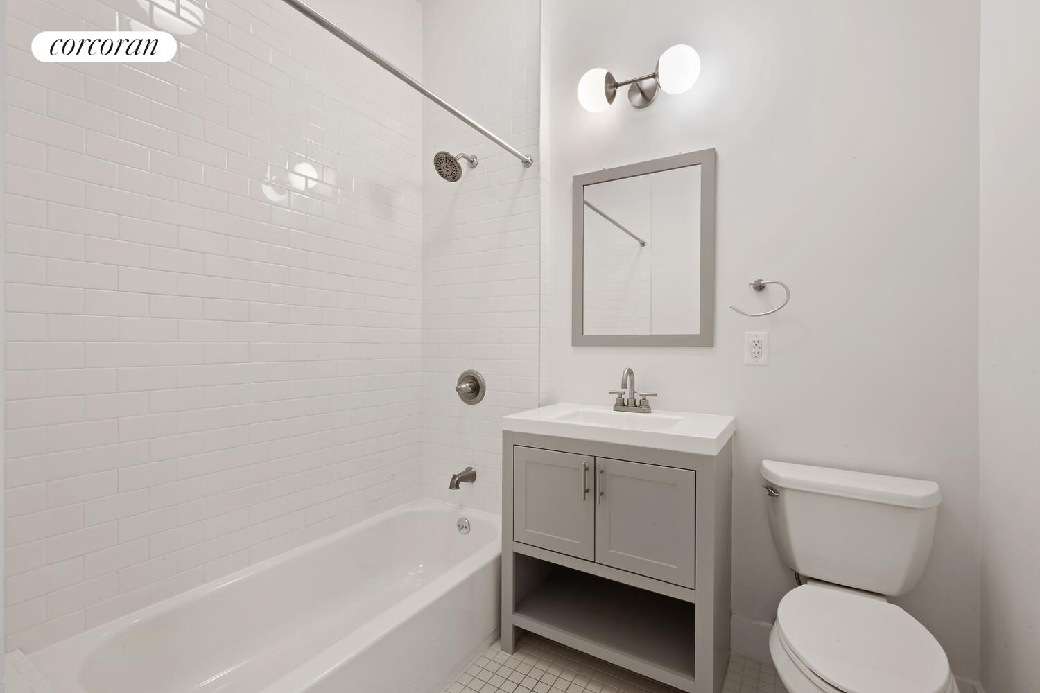 #10 photo, Brooklyn, Williamsburg,North , NY 11211