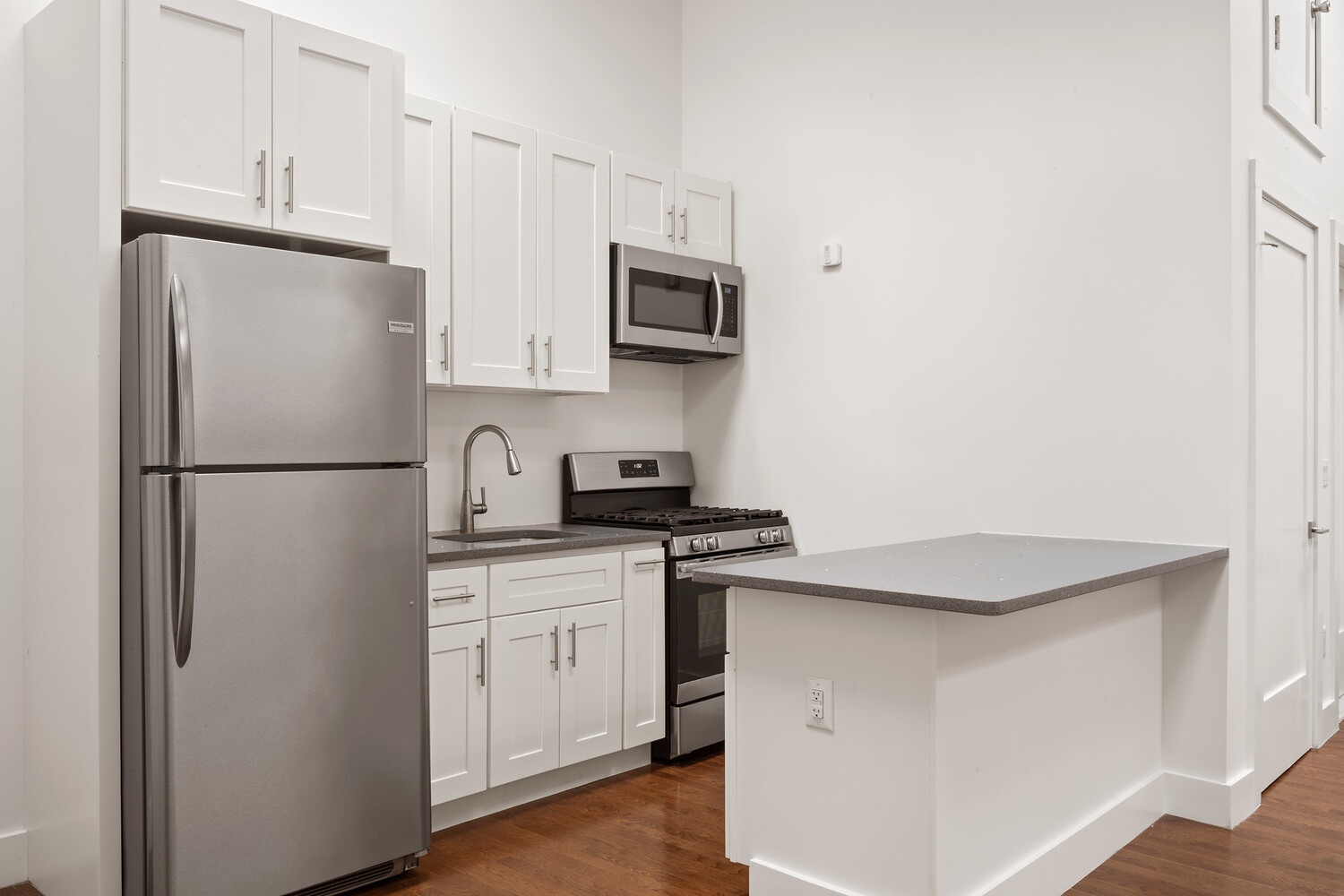 #2 photo, Brooklyn, Williamsburg,North , NY 11211