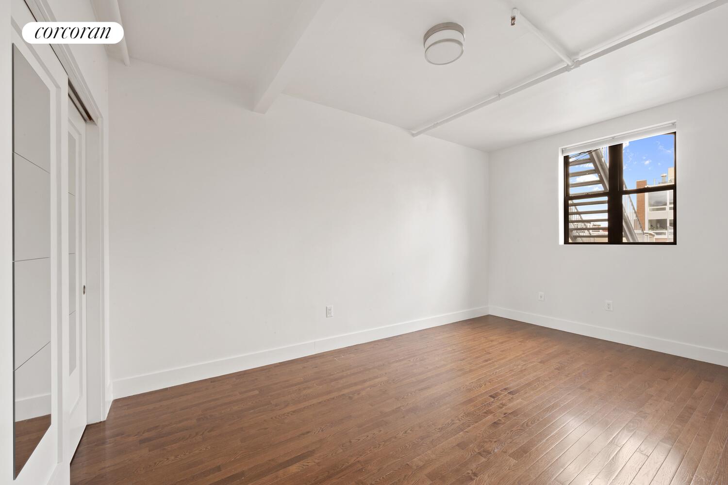 #7 photo, Brooklyn, Williamsburg,North , NY 11211