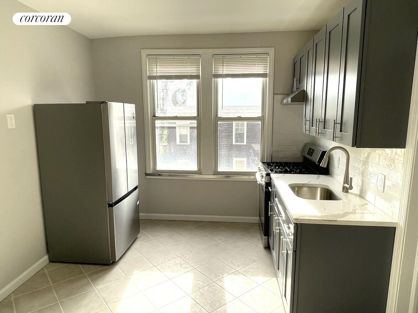 #4 photo, Brooklyn, Williamsburg,North , NY 11211