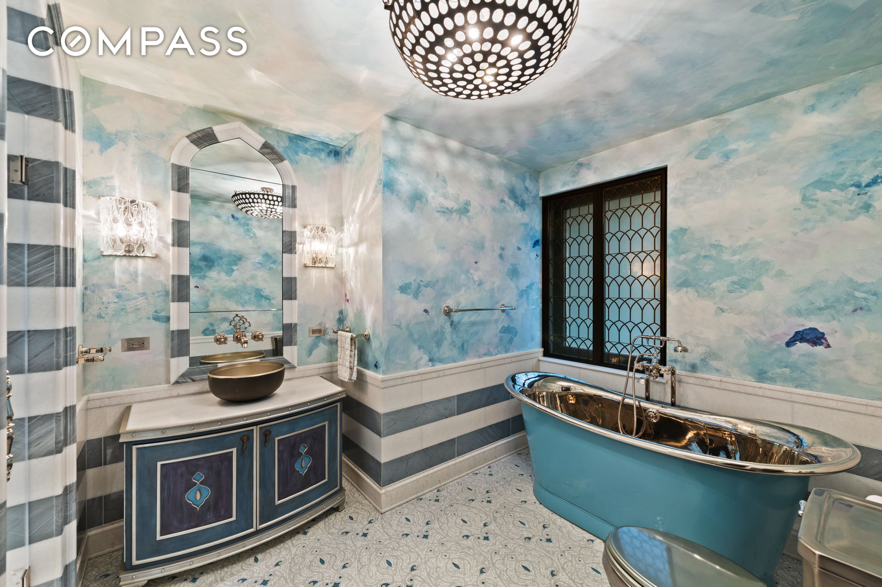 #19 photo, 1 W 67th Street, Upper West Side , NY 10023