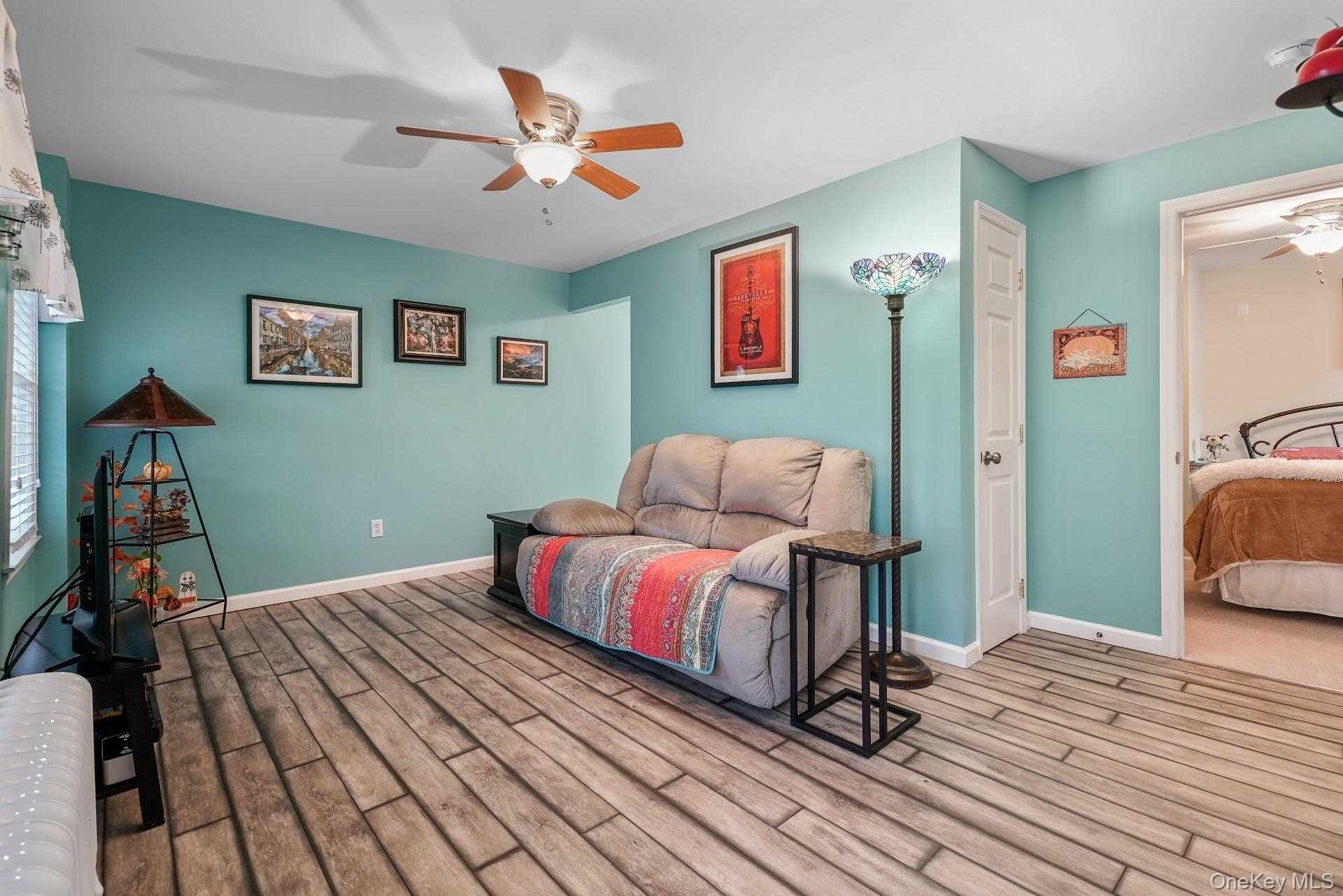 #16 photo, 95 Washington Avenue, Beacon , NY 12508