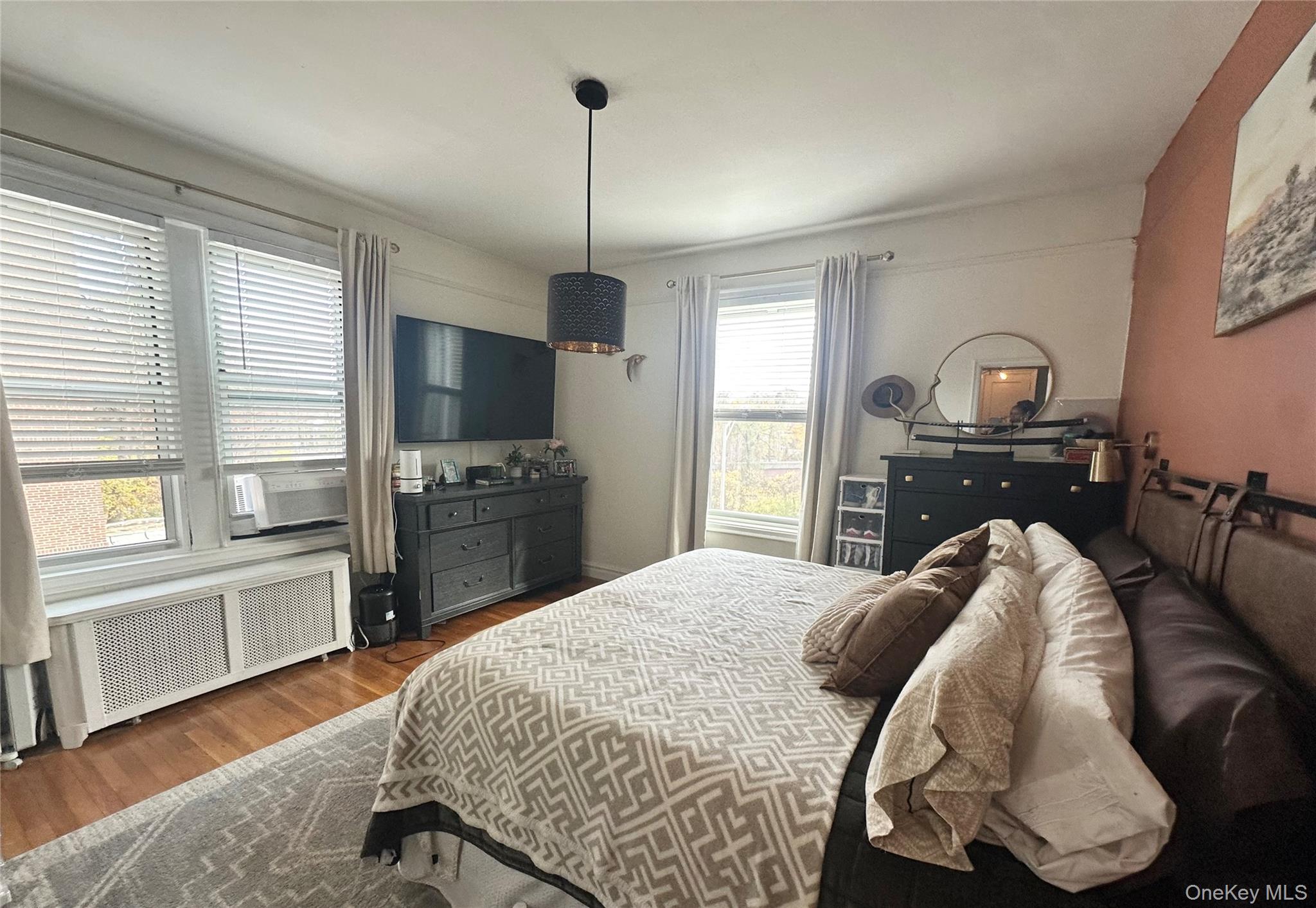 #11 photo, 1468 Midland Avenue, Bronxville , NY 10708