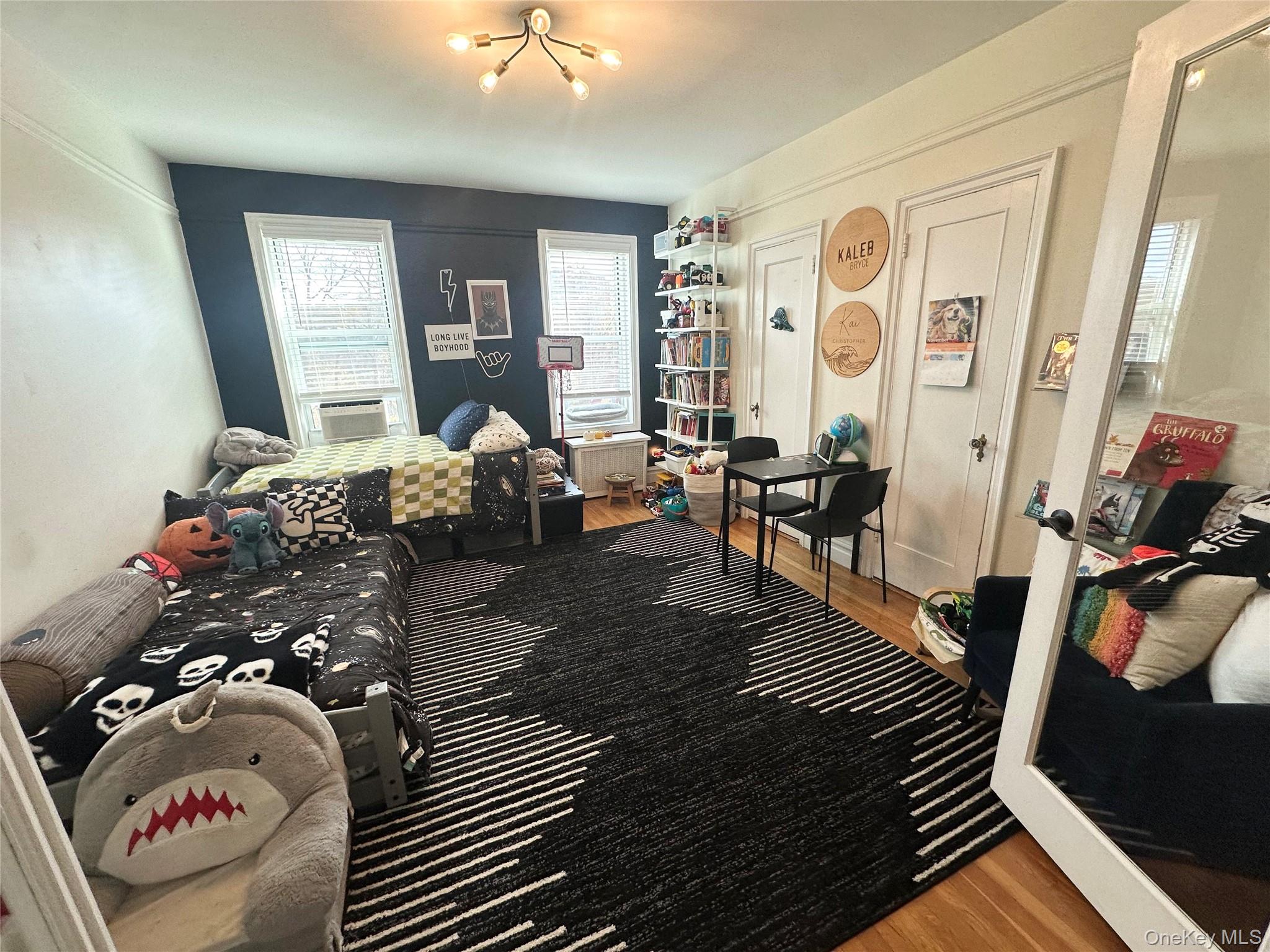 #13 photo, 1468 Midland Avenue, Bronxville , NY 10708