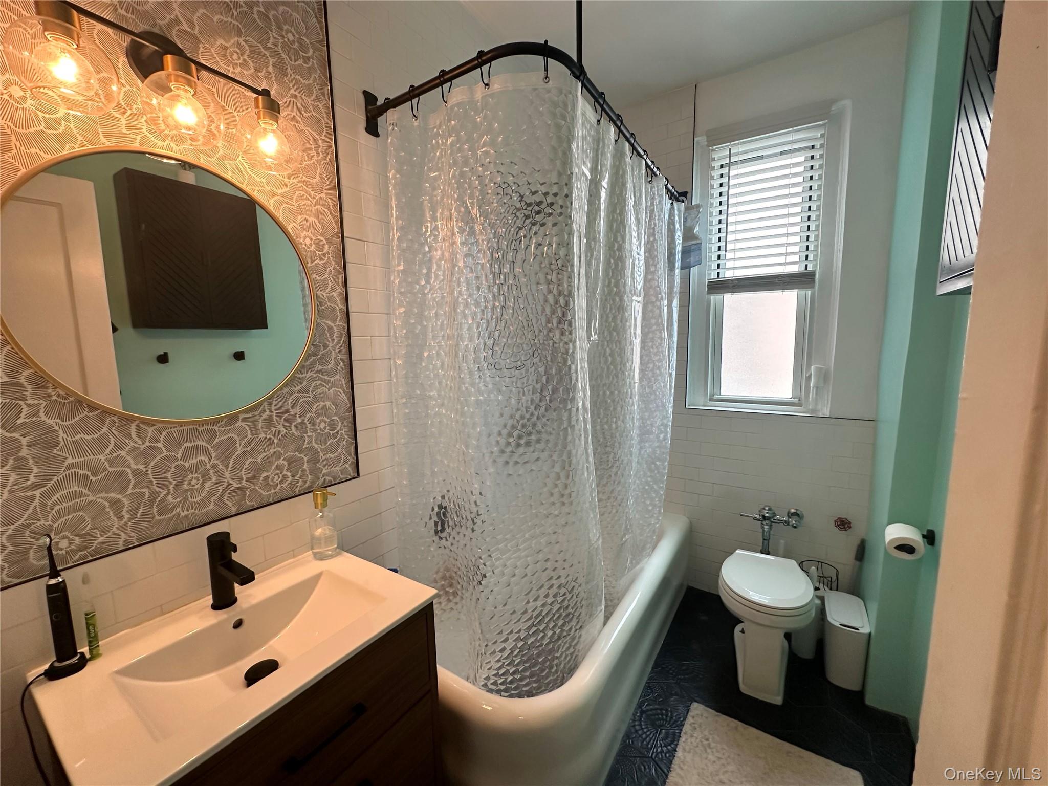 #16 photo, 1468 Midland Avenue, Bronxville , NY 10708