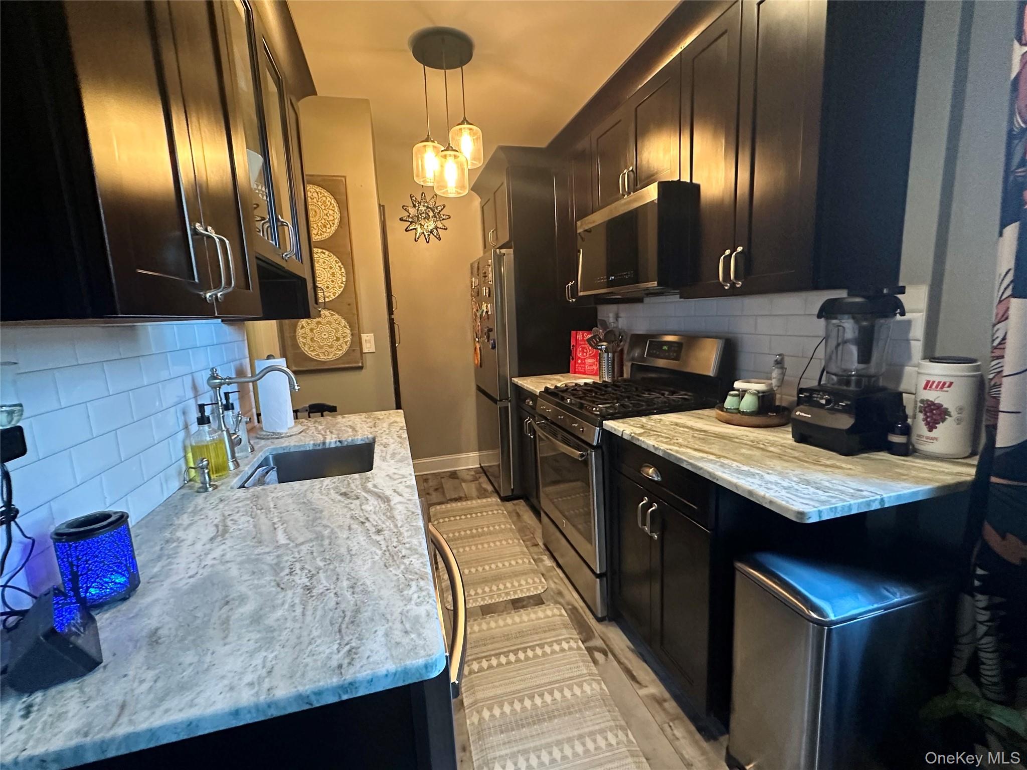 #5 photo, 1468 Midland Avenue, Bronxville , NY 10708