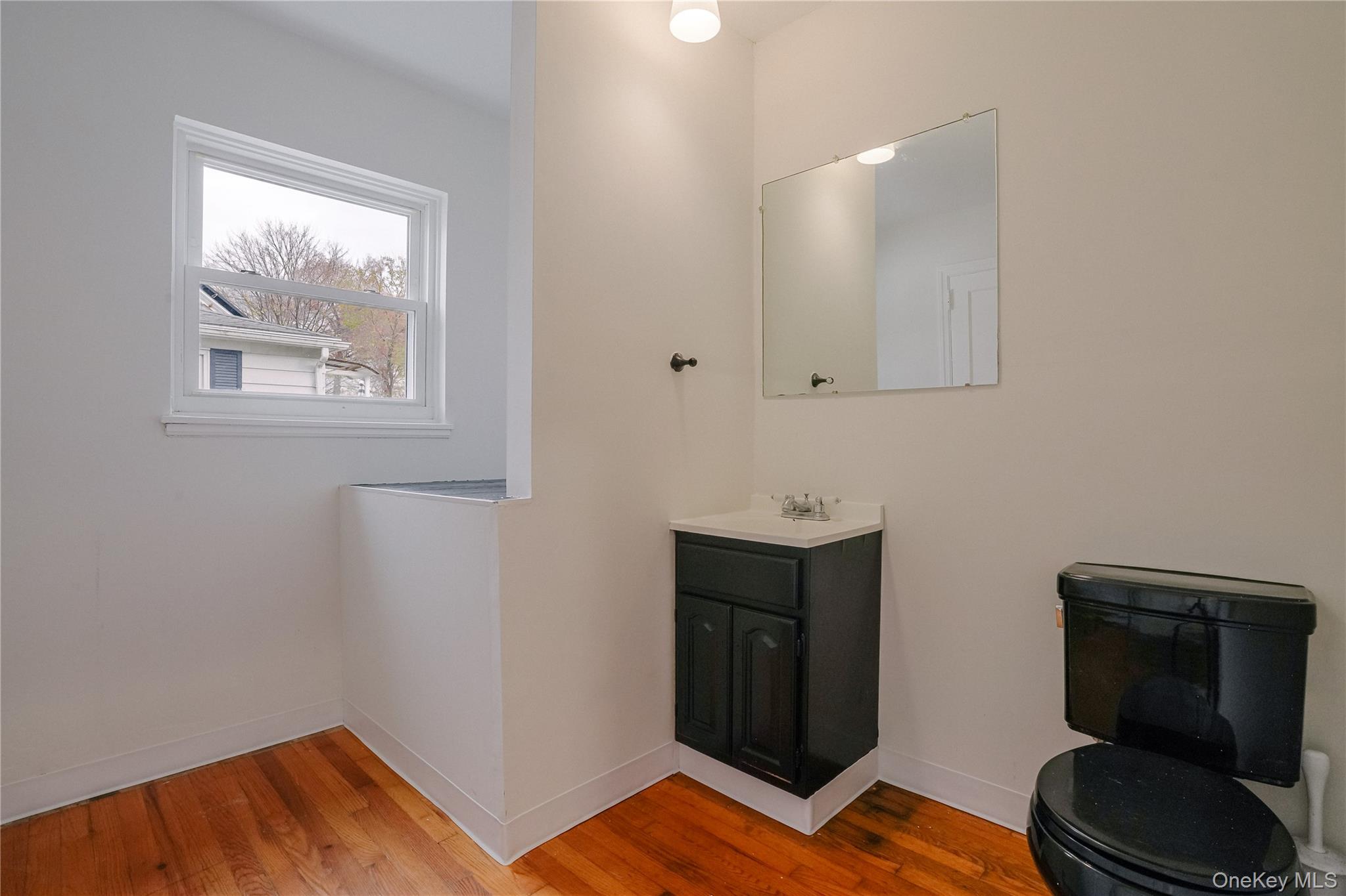 #9 photo, 1054 Columbia Street, Kingston , NY 12401