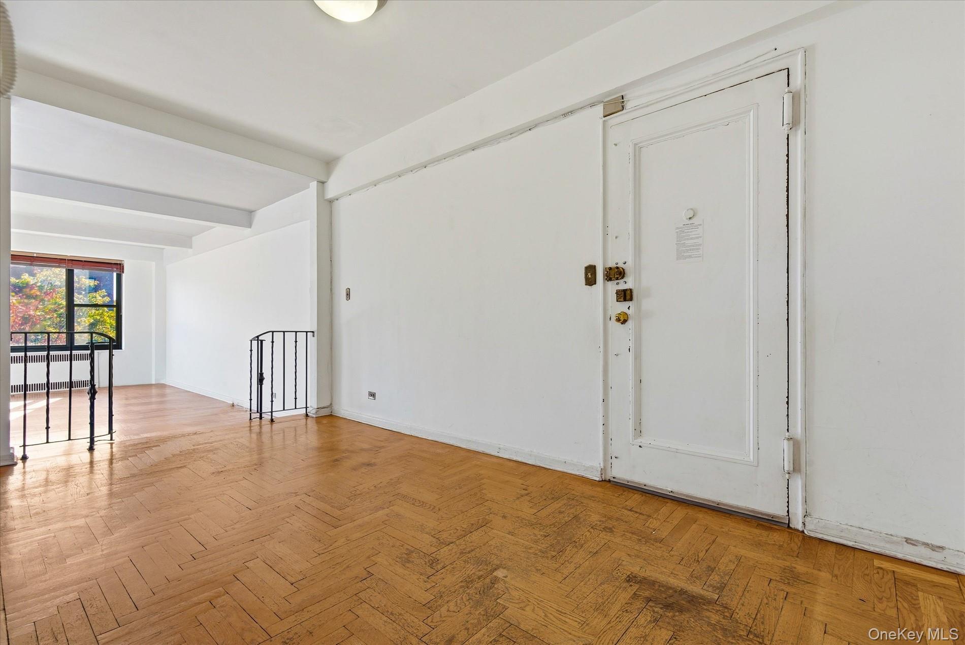 #5 photo, 62 Park Terrace West, New York (Manhattan) , NY 10034