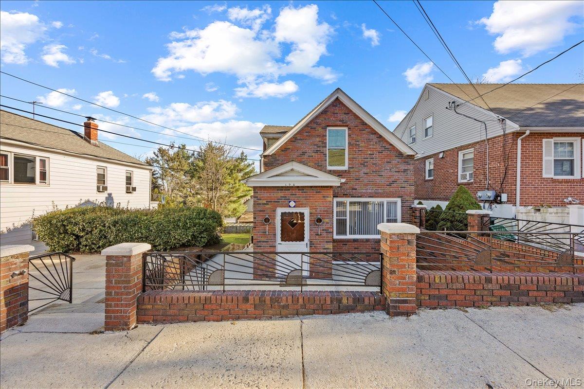 #1 photo, 124 Alexander Avenue, Yonkers , NY 10704