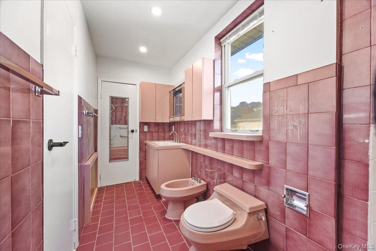 #20 photo, 124 Alexander Avenue, Yonkers , NY 10704