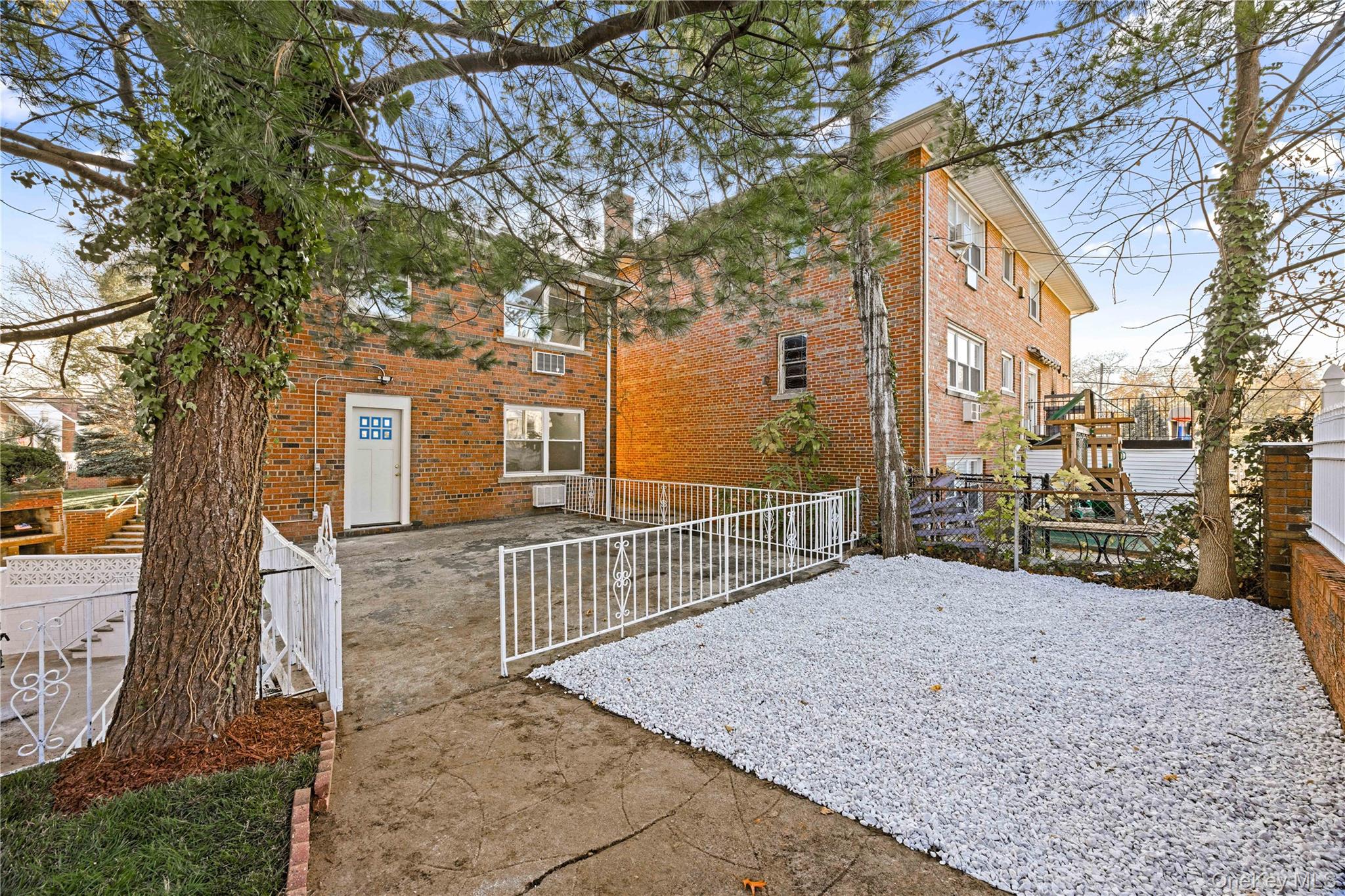 #13 photo, 3135 Spencer Drive, Bronx , NY 10465