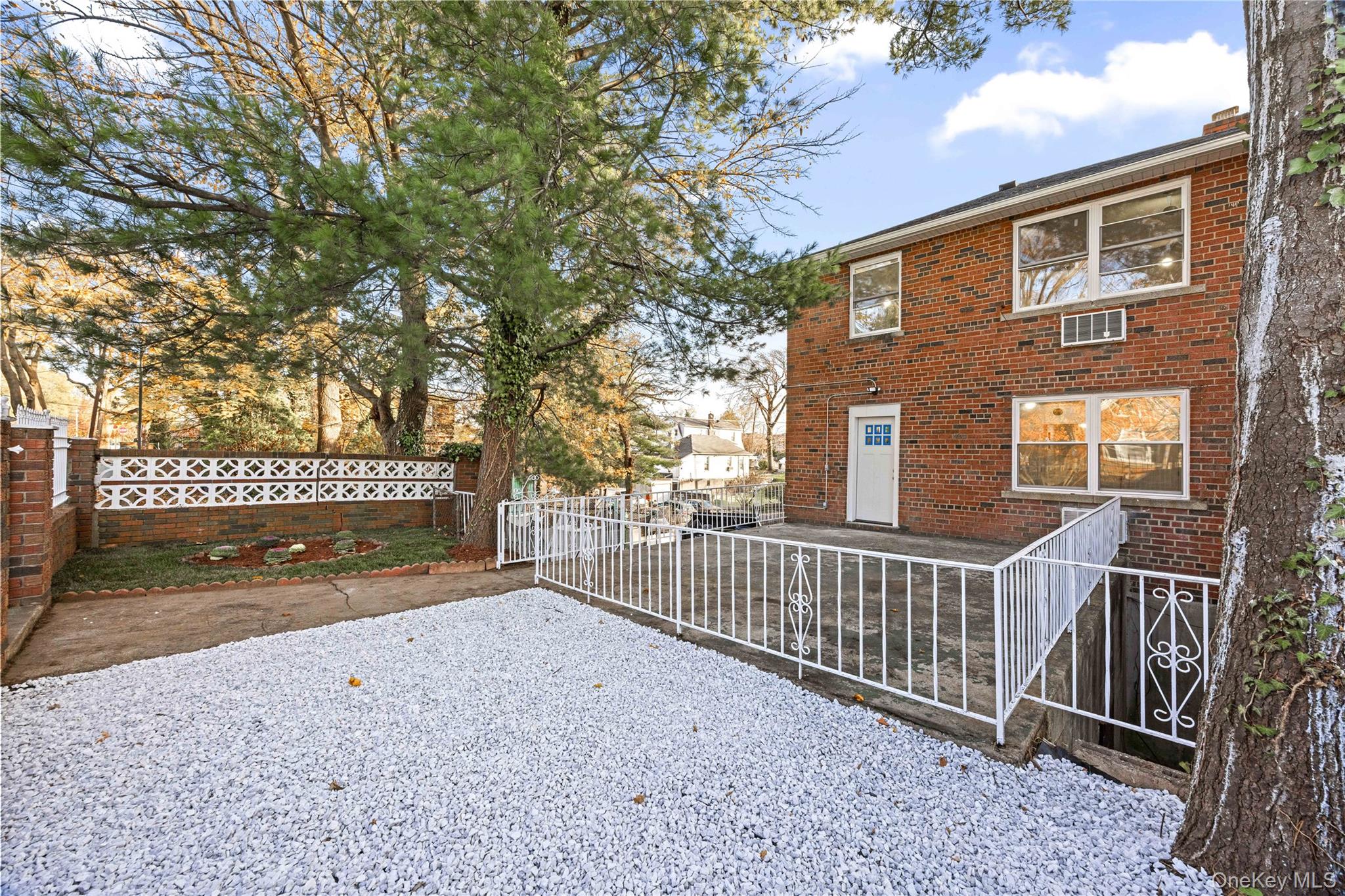 #15 photo, 3135 Spencer Drive, Bronx , NY 10465