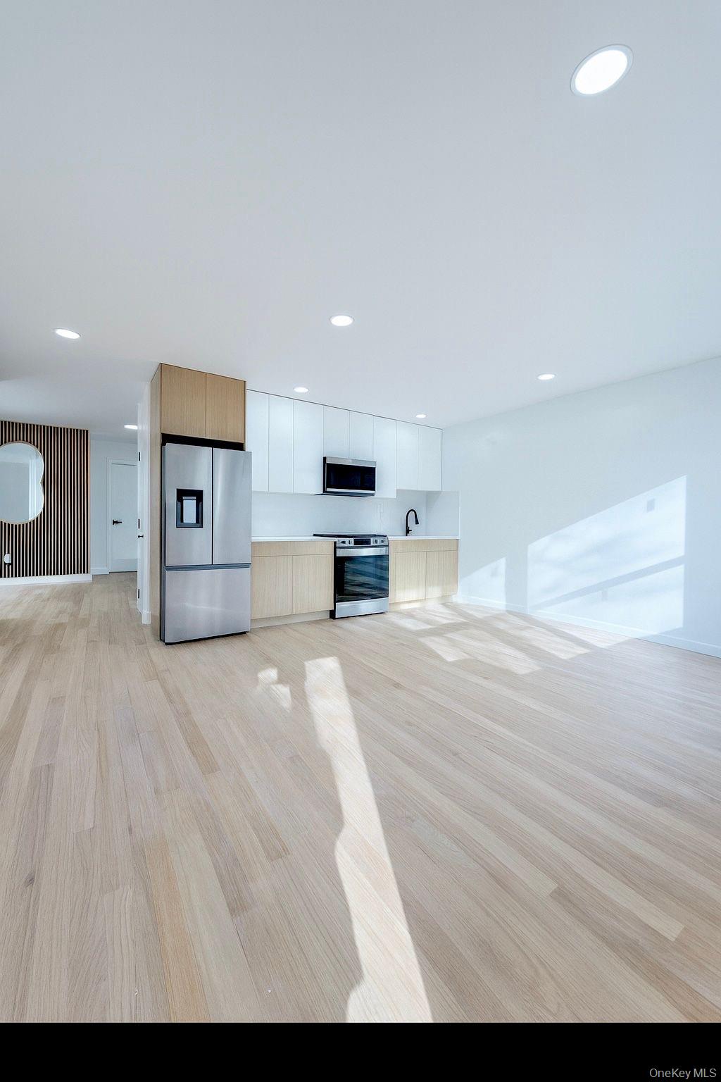 #19 photo, 3135 Spencer Drive, Bronx , NY 10465