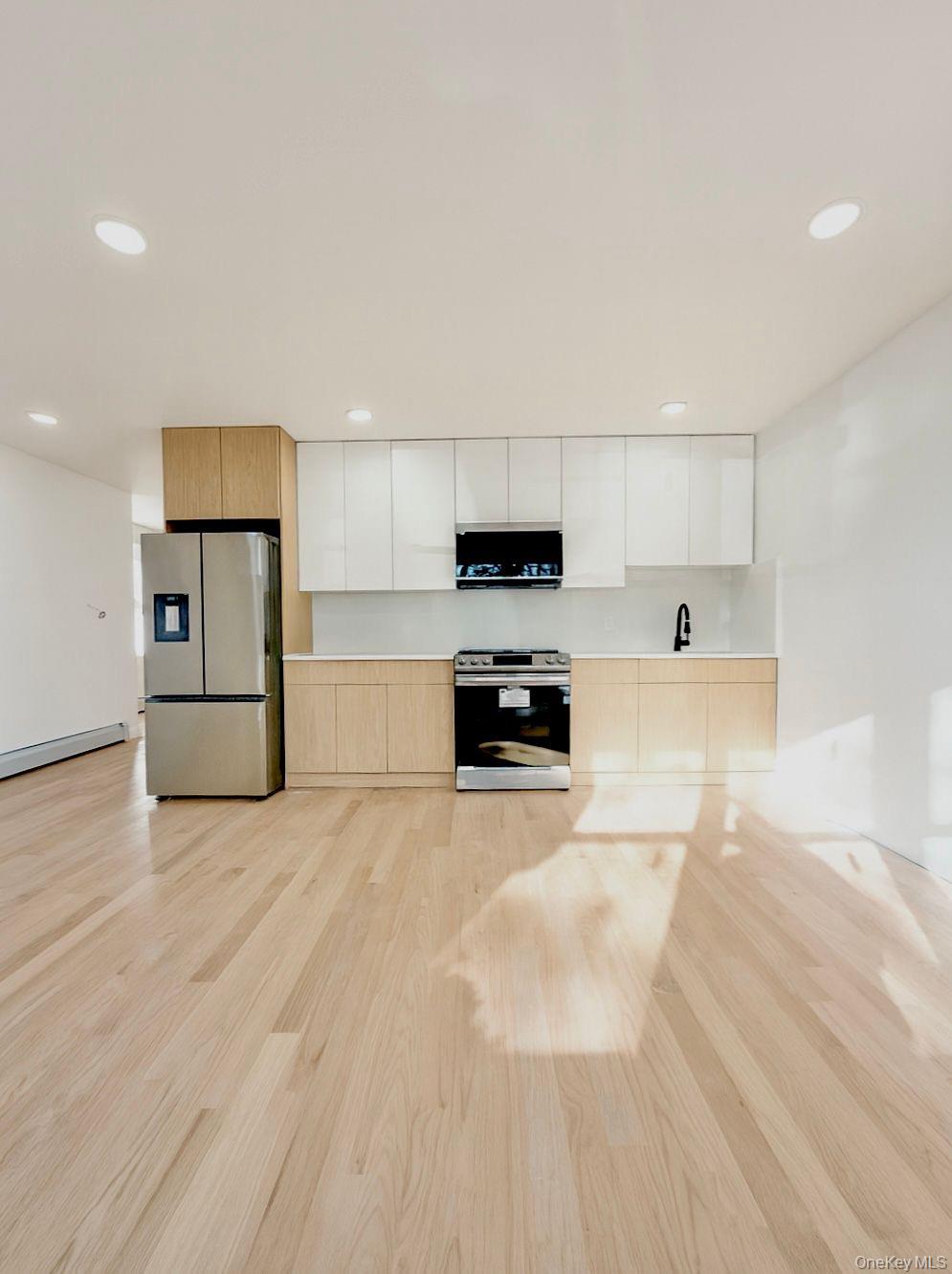 #20 photo, 3135 Spencer Drive, Bronx , NY 10465