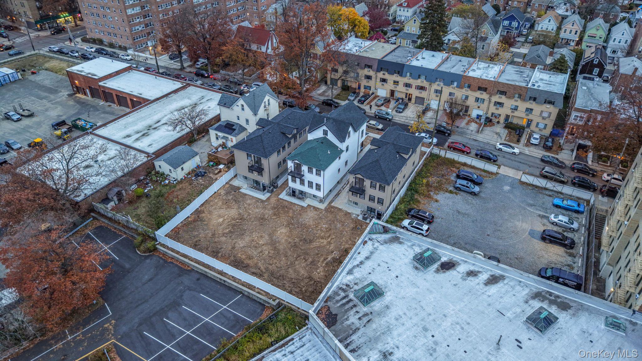 #10 photo, 340 E 234th Street, Bronx , NY 10470