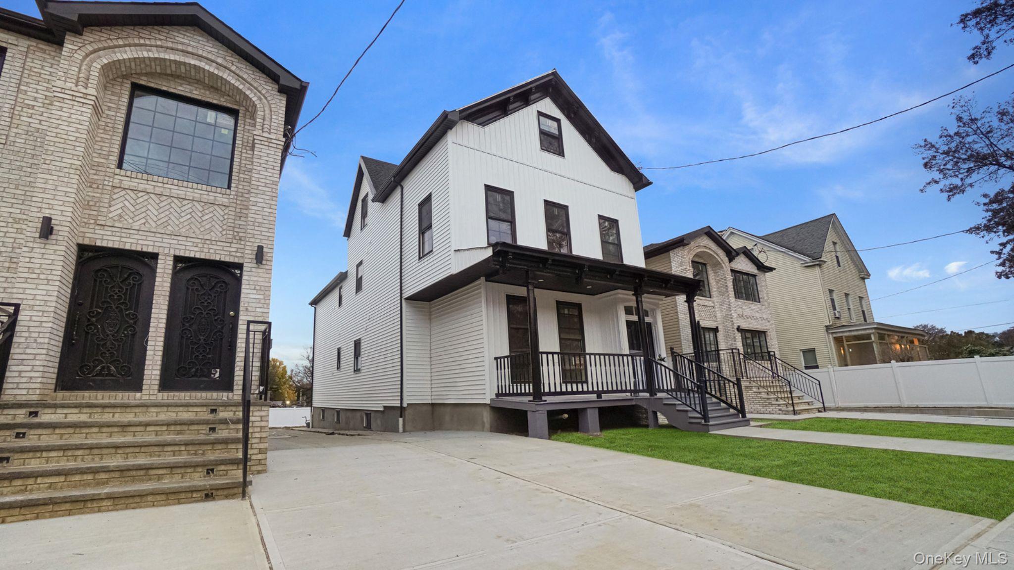 #3 photo, 340 E 234th Street, Bronx , NY 10470