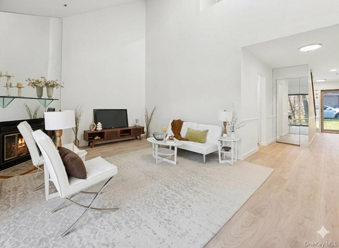 #9 photo, 801 Hunters Run, Dobbs Ferry , NY 10522