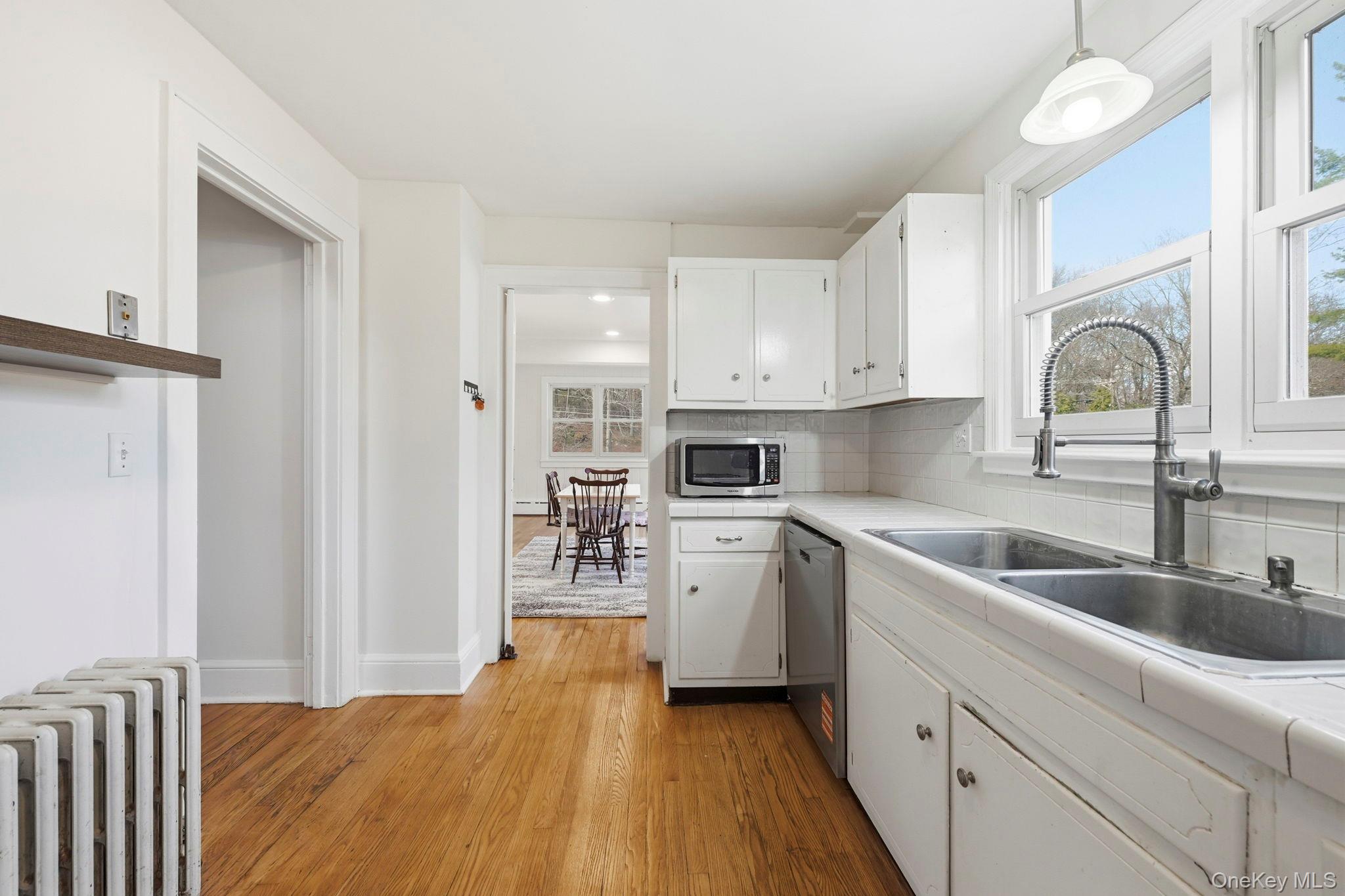 #16 photo, 1924 Route 9, Garrison , NY 10524