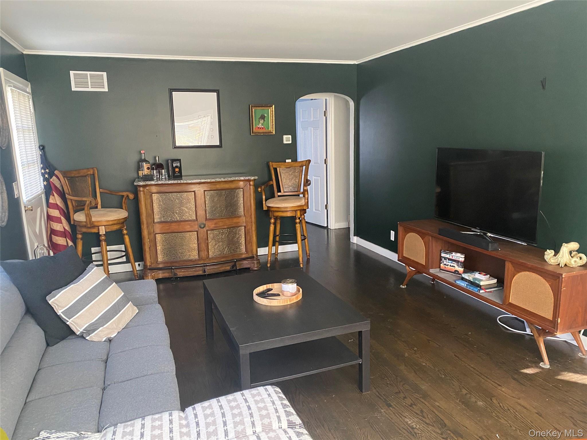 #8 photo, 35750 Main Road, Cutchogue , NY 11935