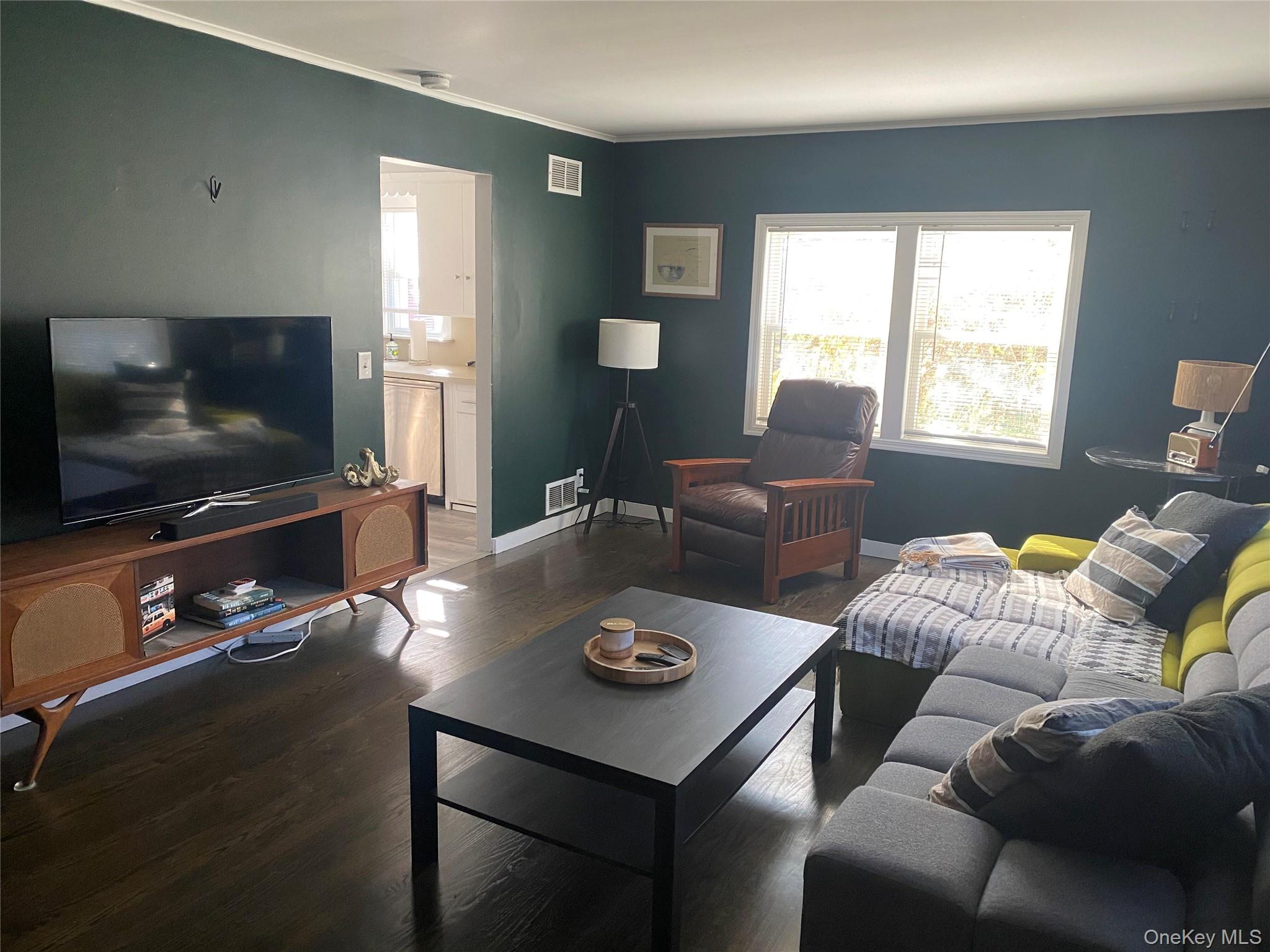 #9 photo, 35750 Main Road, Cutchogue , NY 11935