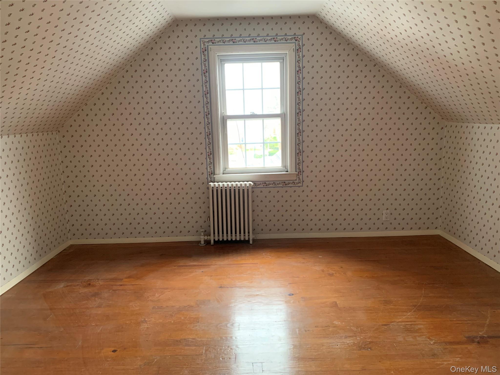 #10 photo, 700 Tulip Avenue, Stewart Manor , NY 11001