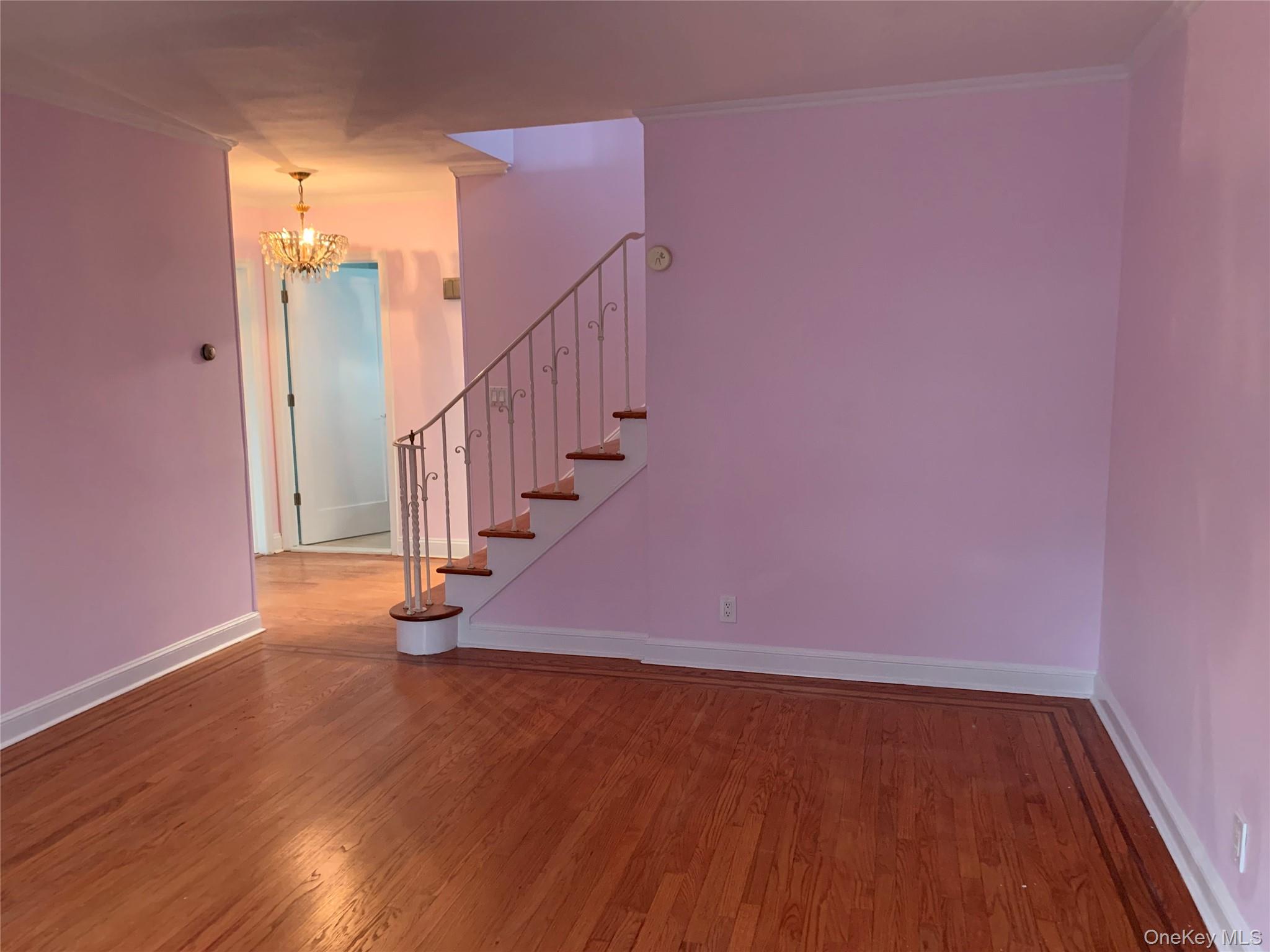 #4 photo, 700 Tulip Avenue, Stewart Manor , NY 11001