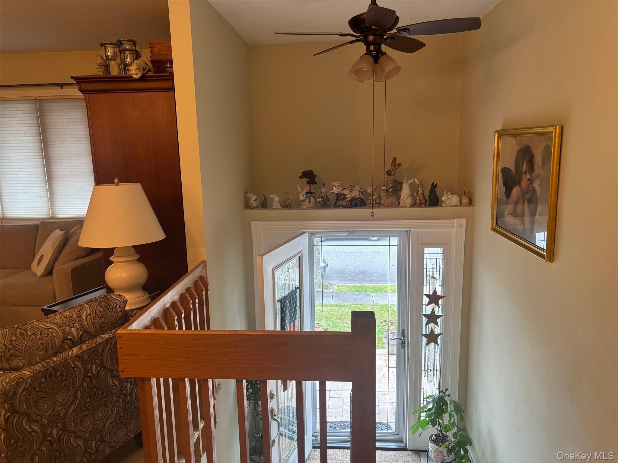 #3 photo, 51 Deer Lane, Hicksville , NY 11801