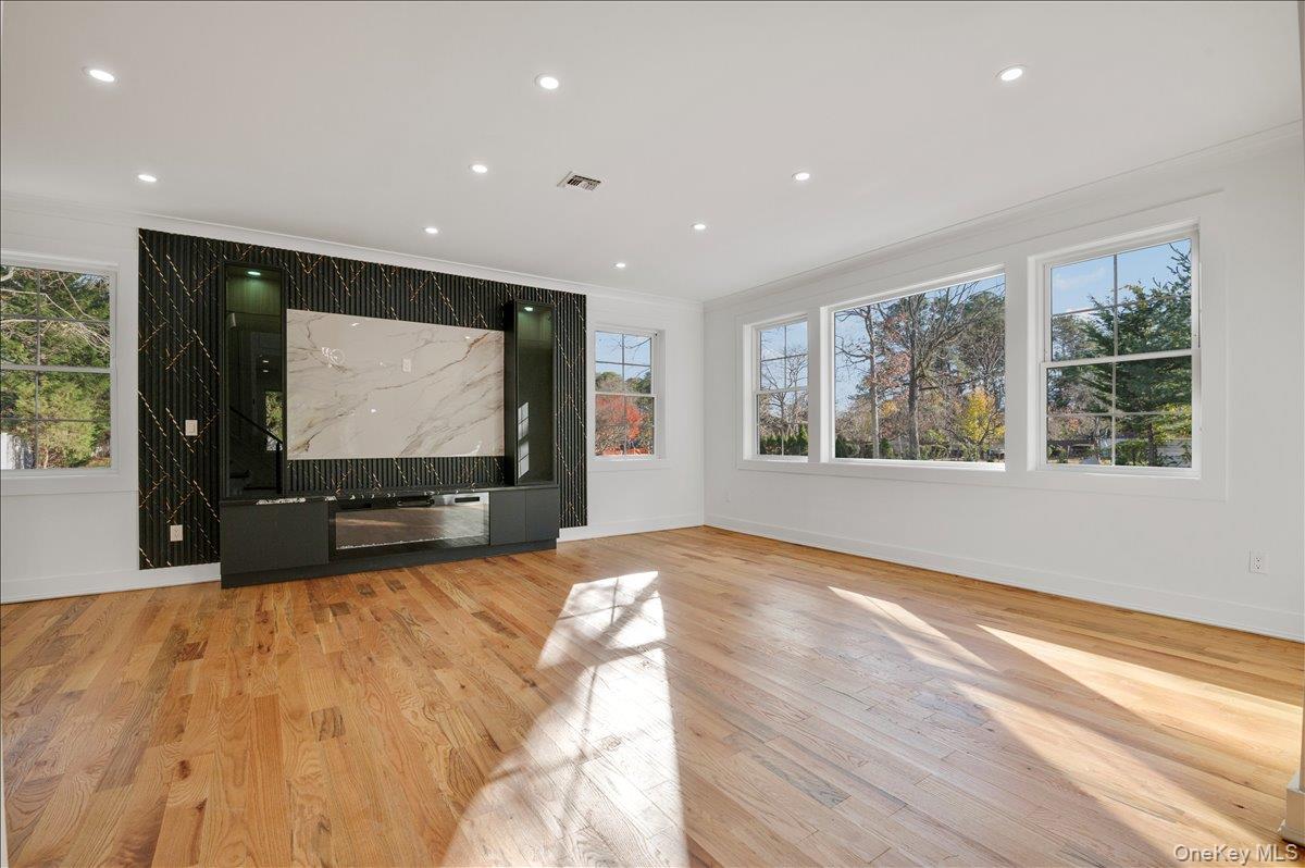 #10 photo, 1130A Carlls Straight Path, Dix Hills , NY 11746