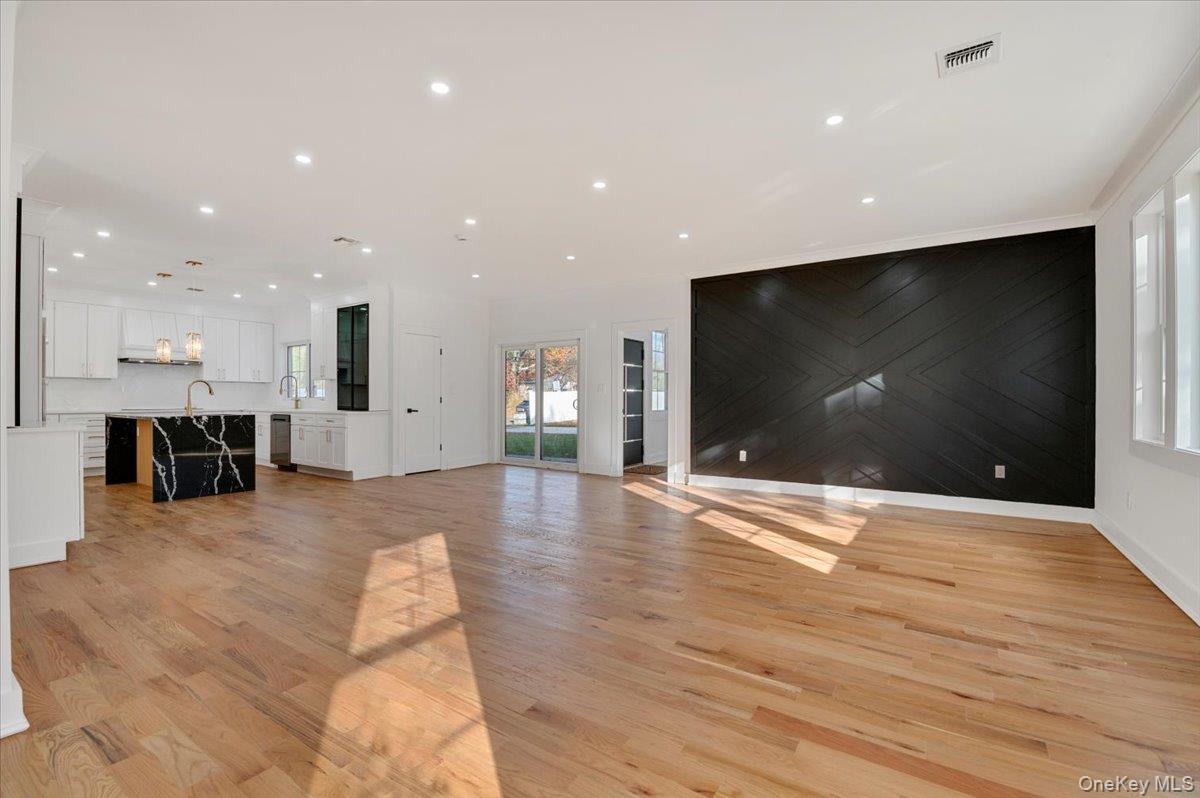 #12 photo, 1130A Carlls Straight Path, Dix Hills , NY 11746