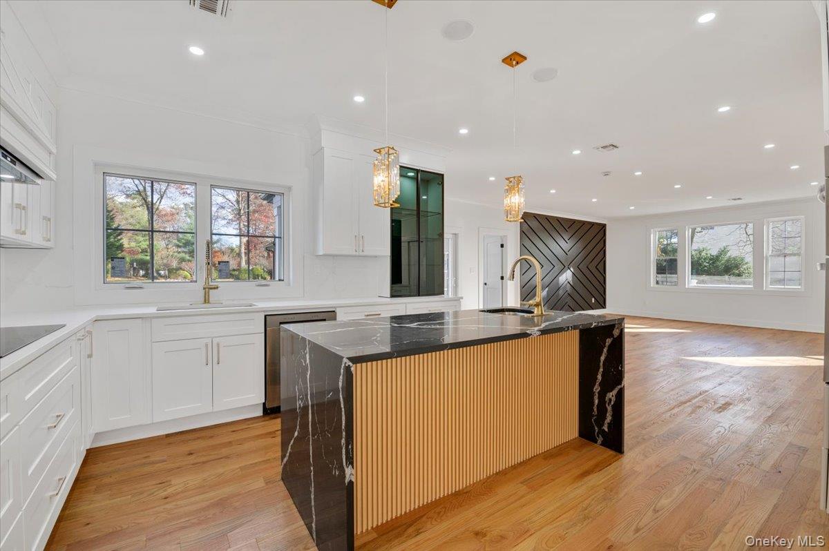 #19 photo, 1130A Carlls Straight Path, Dix Hills , NY 11746