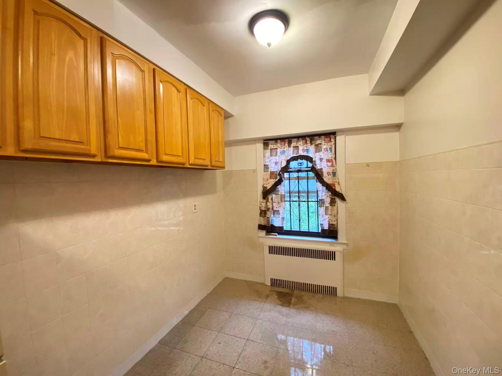 #12 photo, 7915 35th Avenue, Jackson Heights , NY 11372