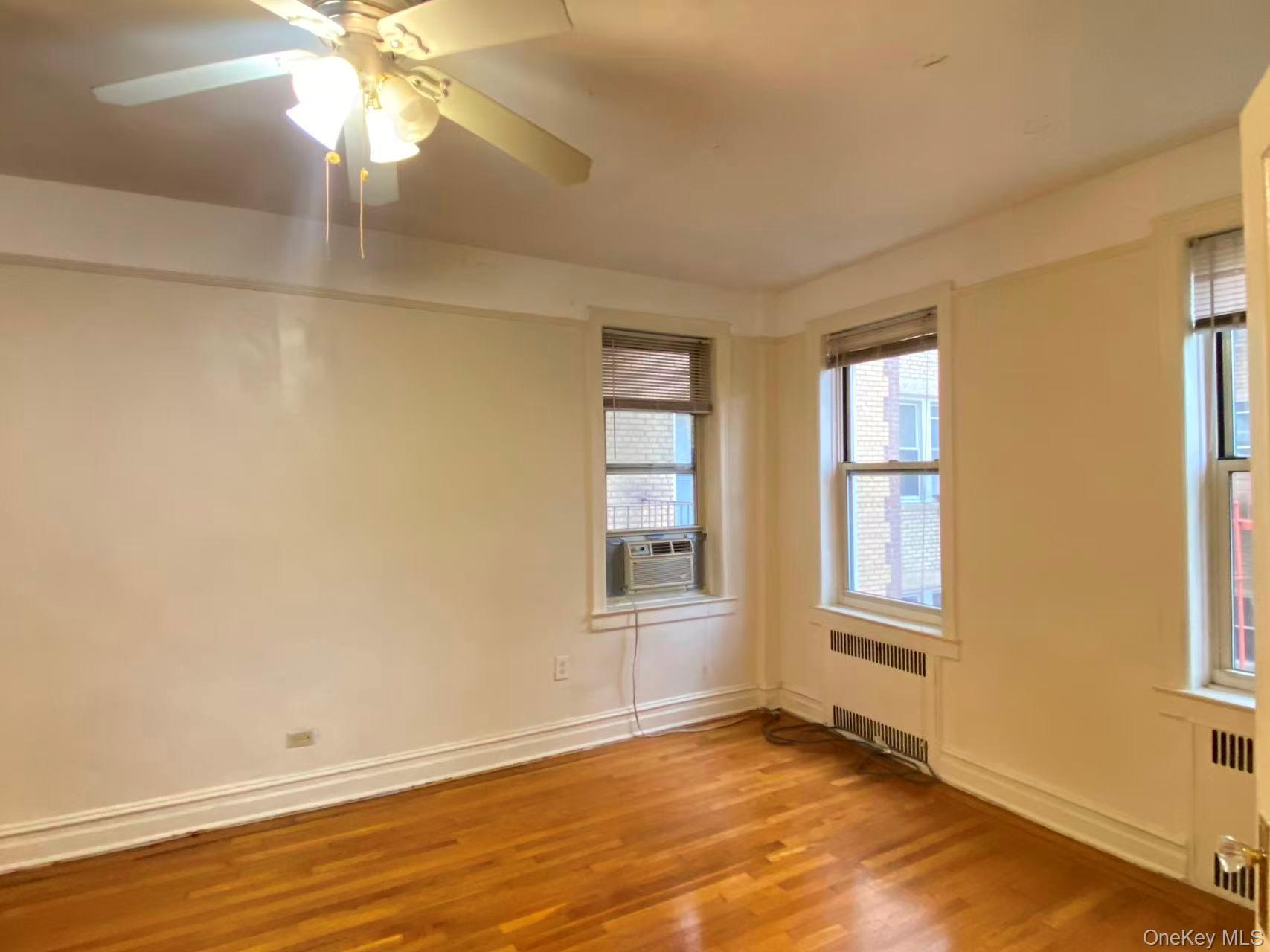 #5 photo, 7915 35th Avenue, Jackson Heights , NY 11372