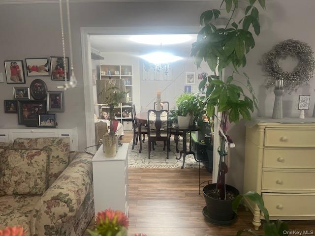 #5 photo, 52 Mist Lane, Westbury , NY 11590