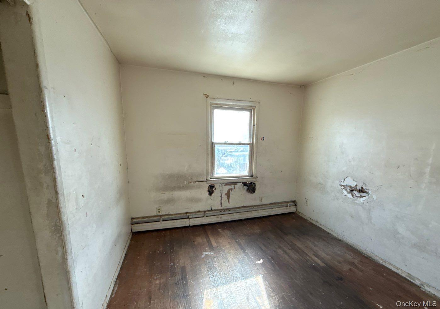 #10 photo, 156 Beach 60th Street, Arverne , NY 11692