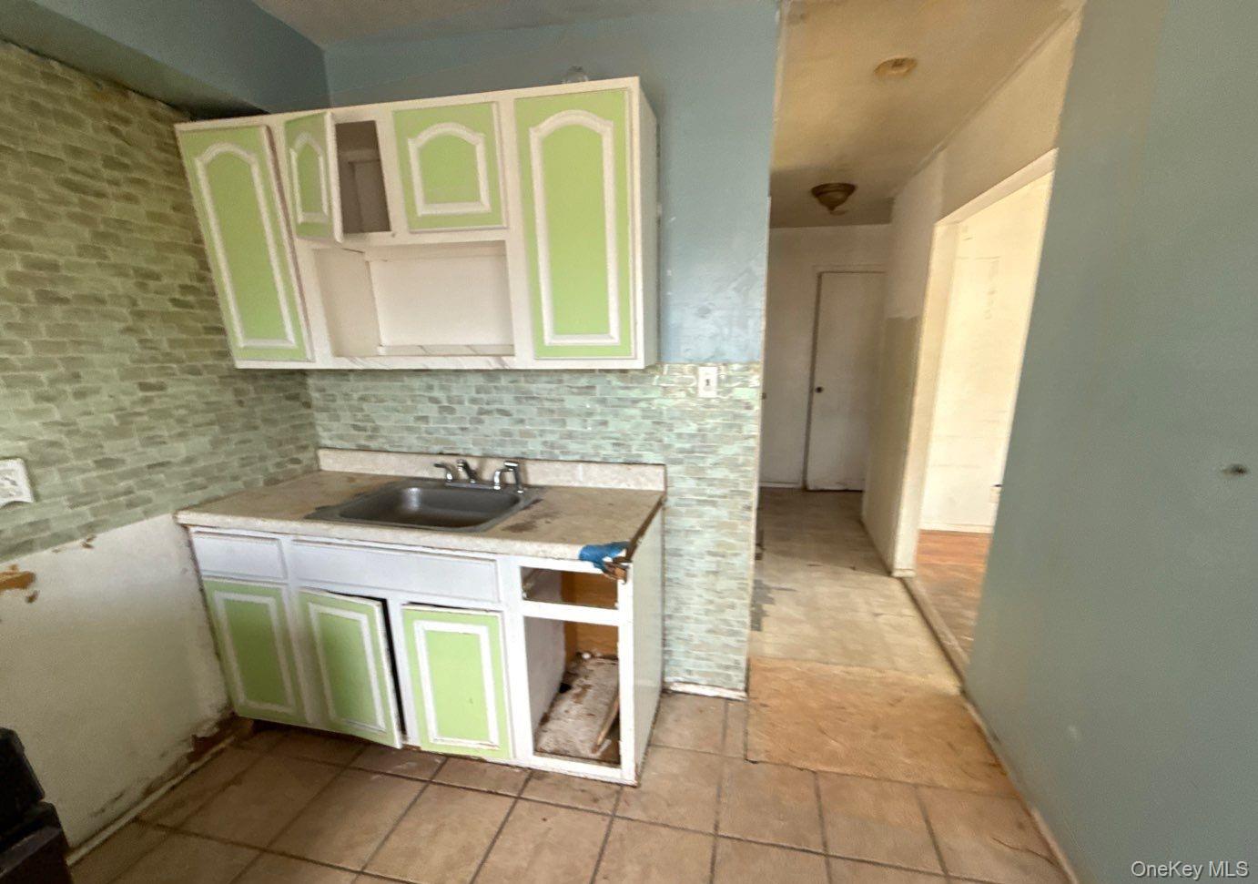 #6 photo, 156 Beach 60th Street, Arverne , NY 11692