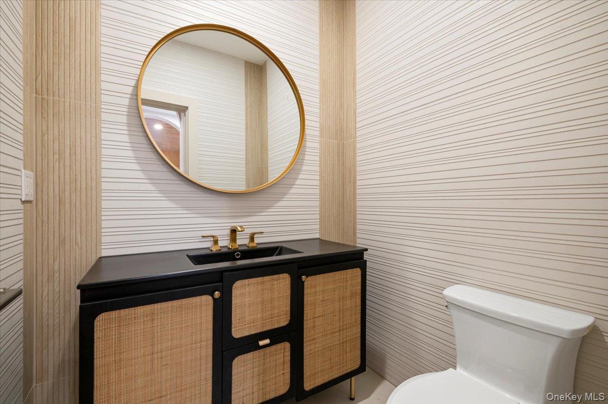 #17 photo, 22 Franklin Avenue, Port Washington , NY 11050