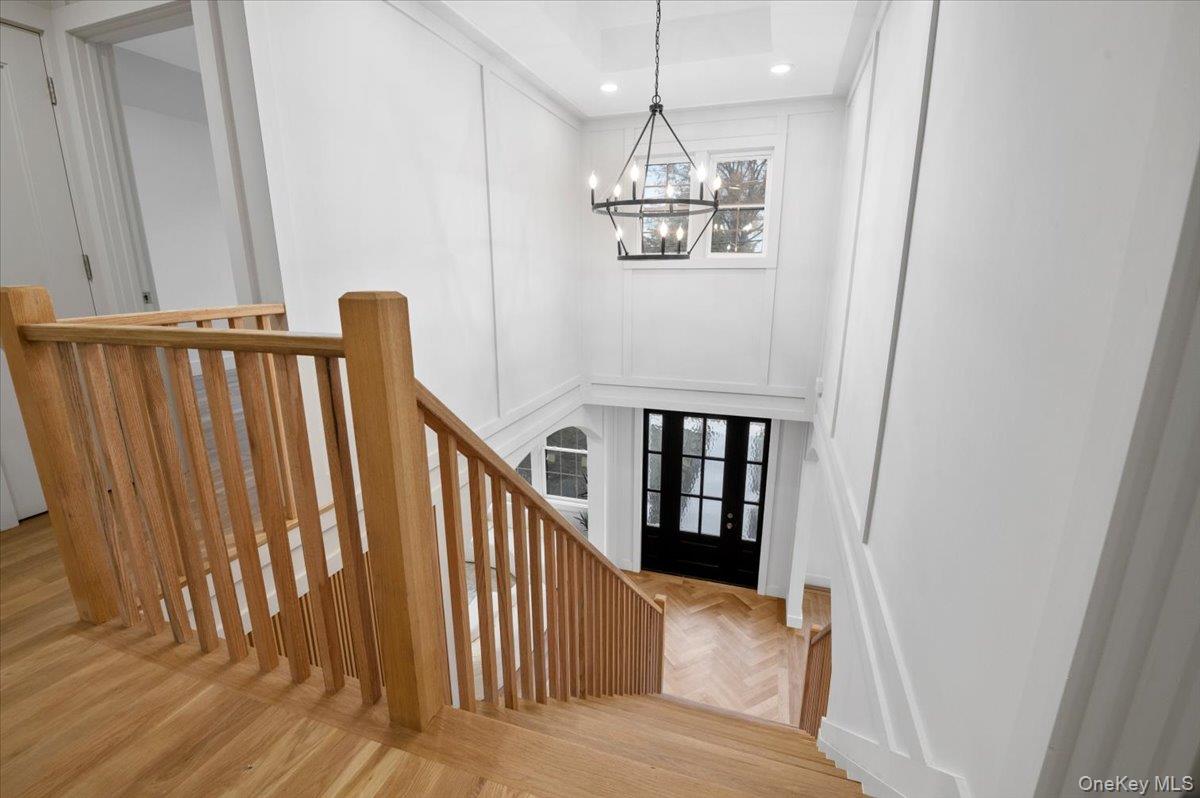 #4 photo, 22 Franklin Avenue, Port Washington , NY 11050