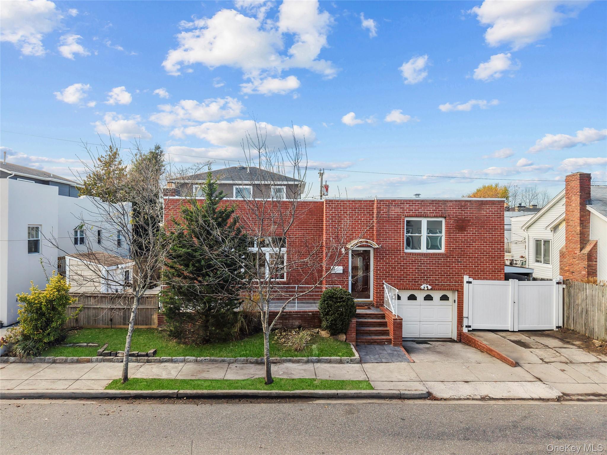 #1 photo, 31 Barnes Street, Long Beach , NY 11561