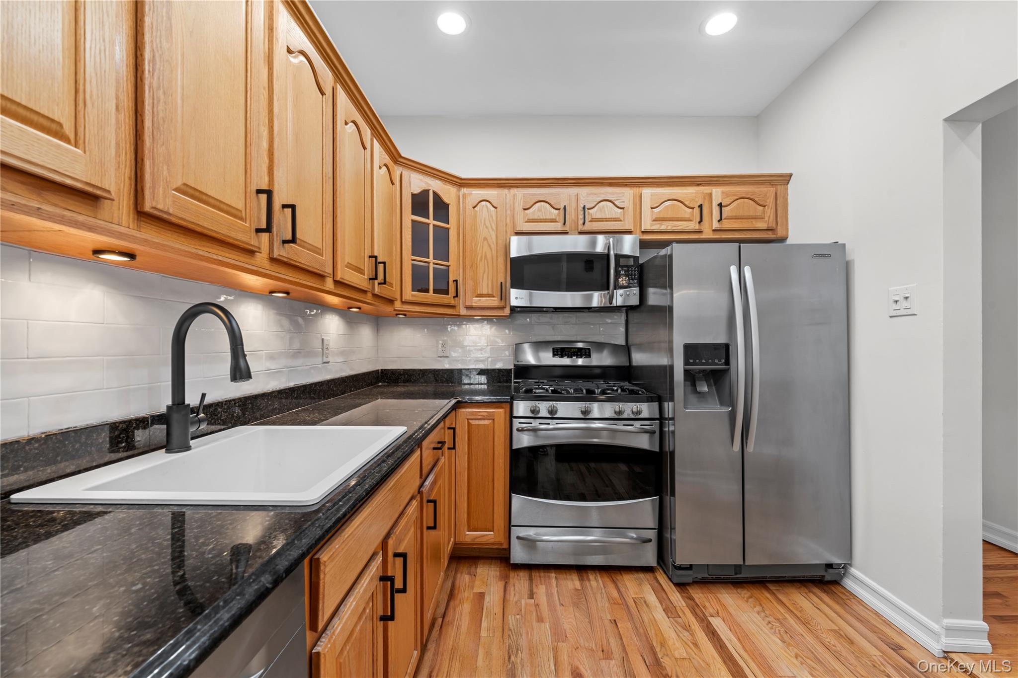 #11 photo, 31 Barnes Street, Long Beach , NY 11561