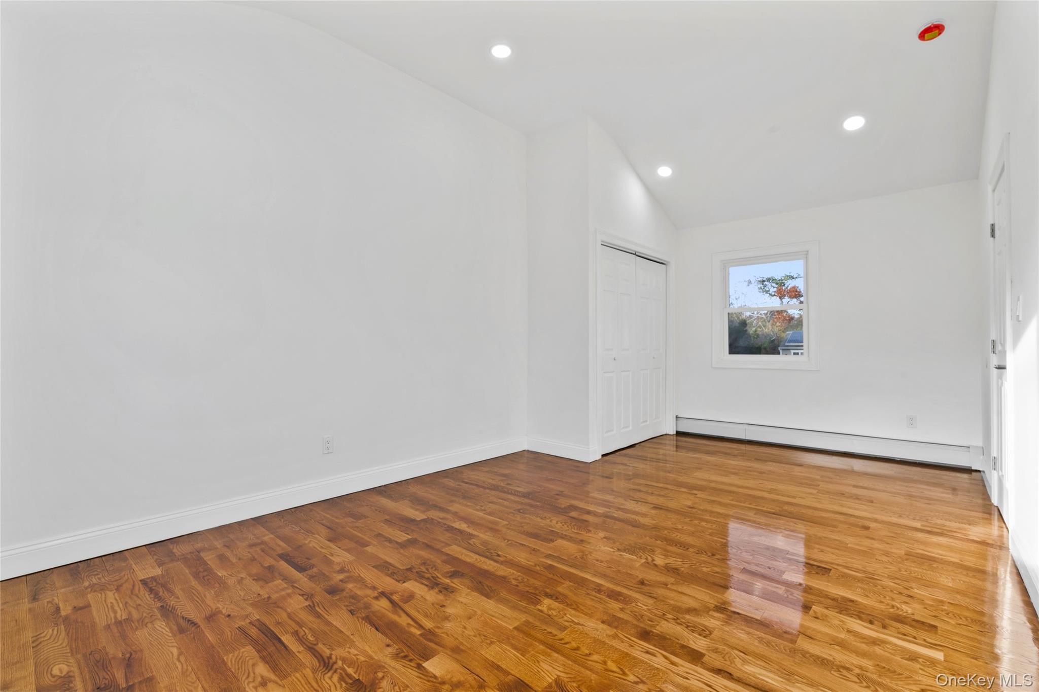 #16 photo, 8 Marc Drive, Ridge , NY 11961