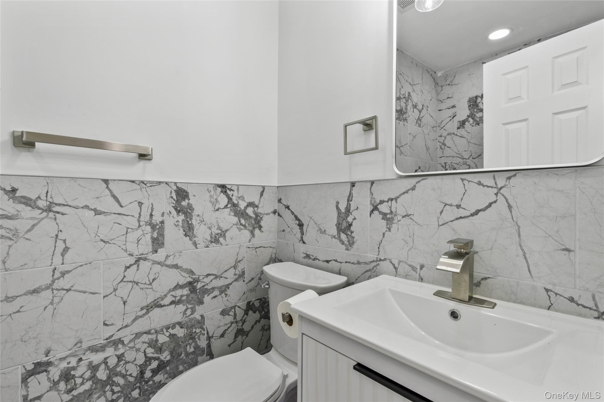 #18 photo, 8 Marc Drive, Ridge , NY 11961