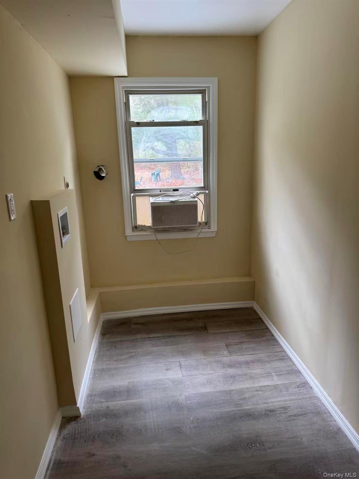 #16 photo, 20 Westfield Road, Coram , NY 11727